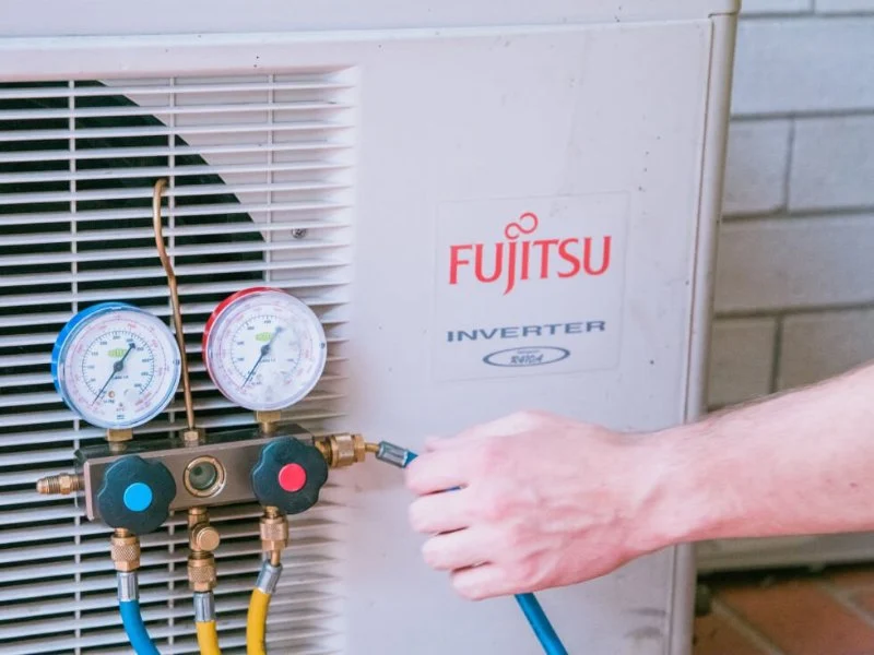 Who Should You Trust When You Need to Fix AC Condenser?