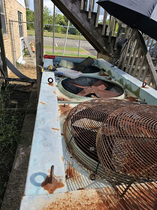 Vibrant Mechanical Picture 9