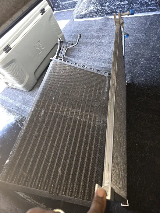 Auto Air Conditioning Center Picture 4