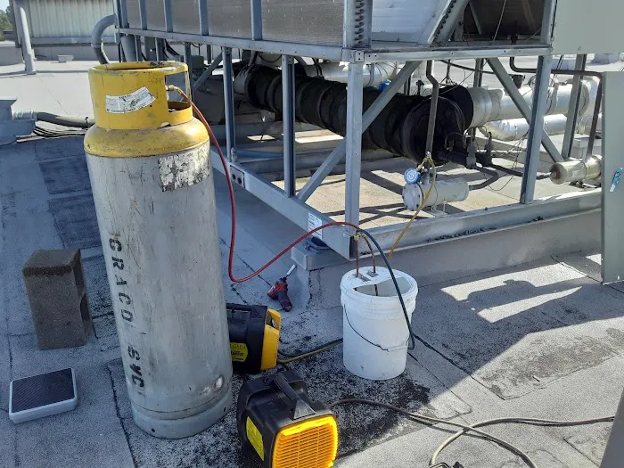 Henry's Top Notch Air Conditioning & Heating CO. Picture 5