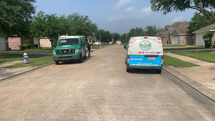 Green City Pros Picture 1