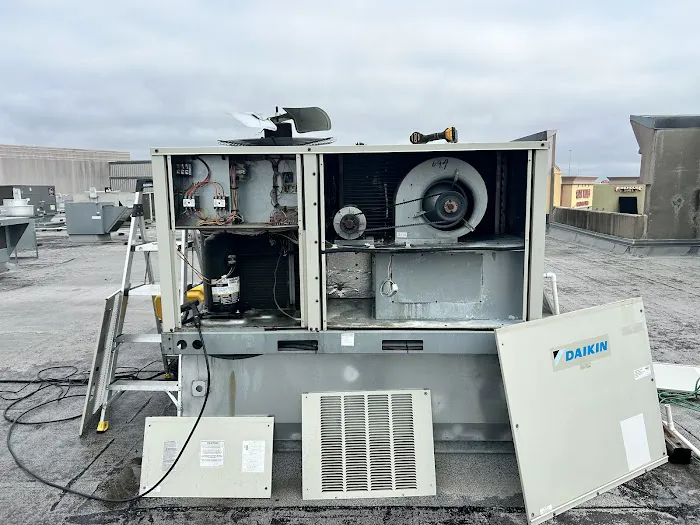 Caleb's HVAC Cooling & Heating LLC Picture 4