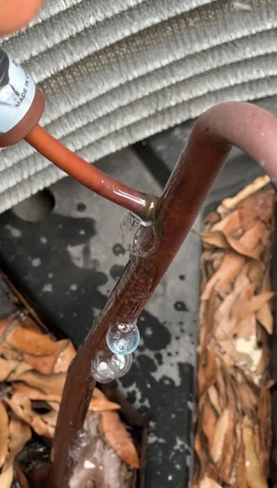 Valderrama A/C & Refrigeration Picture 10