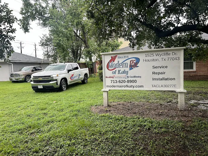 Modern Air of Katy Picture 8