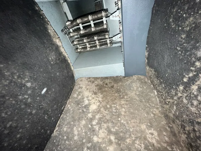 Uptown Heating & Air Conditioning Picture 4