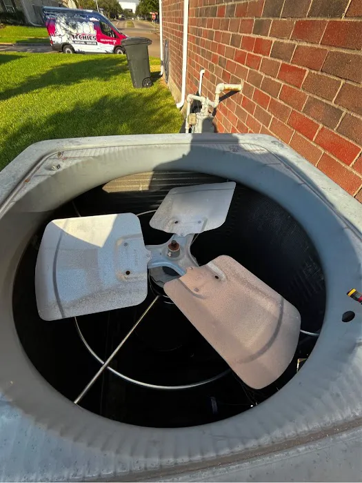 Cool Techies Picture 4