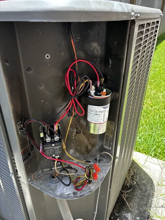 Crew Heating & AC Repair Picture 6