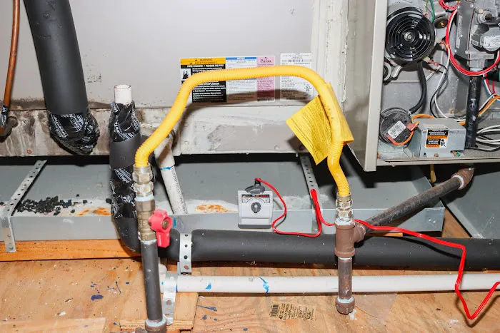 Crew Heating & AC Repair Picture 10