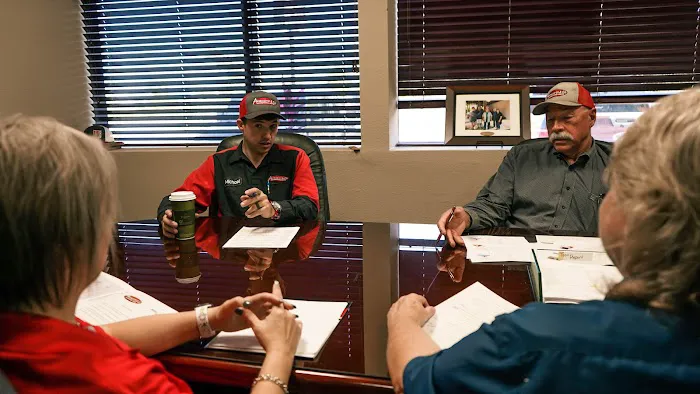 Ainsworth & Co. Picture 8