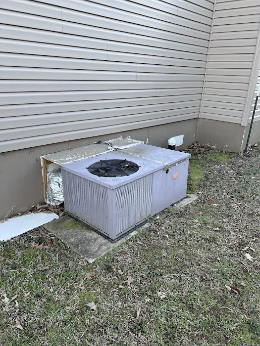 Royal Air Houston Picture 8