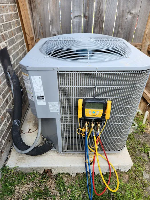 Air conditioning repairs Picture 9