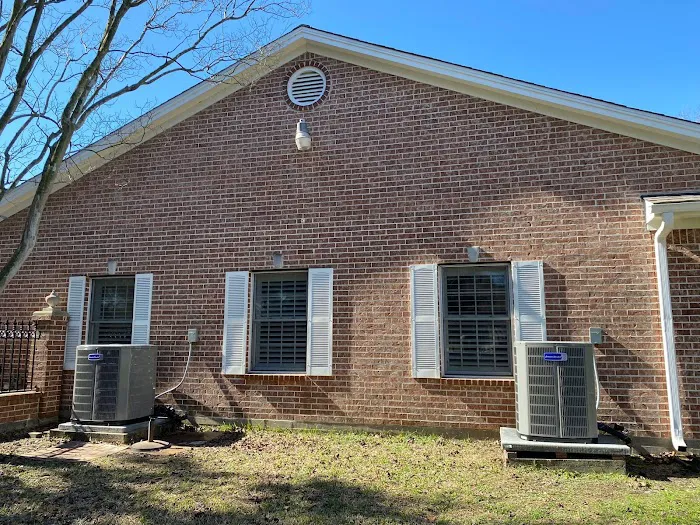 Uni-Serve Air Conditioning Picture 3