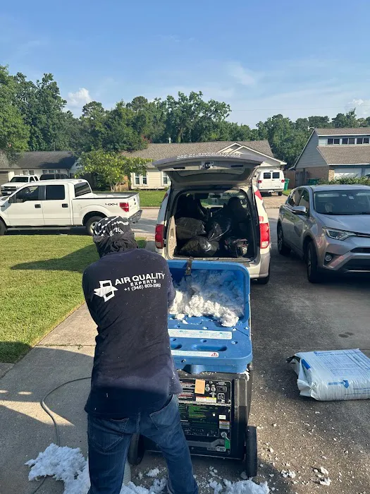 Air Quality Experts TX - Duct Cleaning & Installation Picture 1