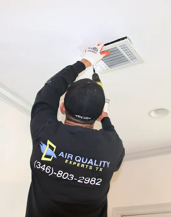 Air Quality Experts TX - Duct Cleaning & Installation Picture 5
