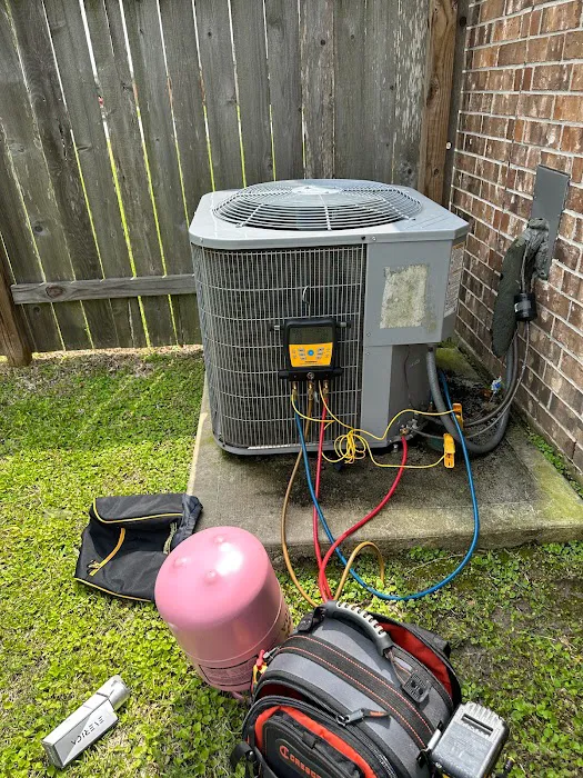 Air conditioning & heating service Picture 10