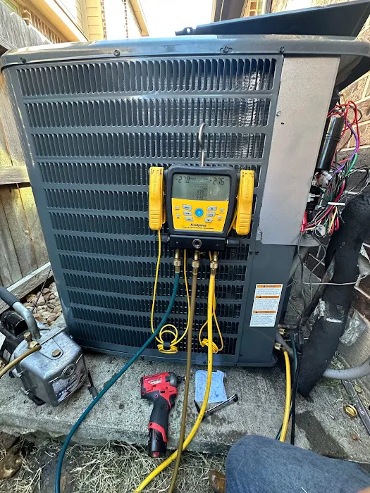 Air conditioning & heating service Picture 8