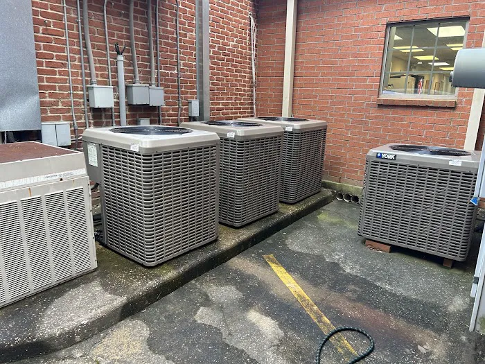 The Ferrara Company heating and air conditioning Picture 2