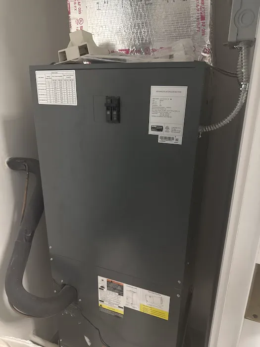 Family Heating and Air Picture 1