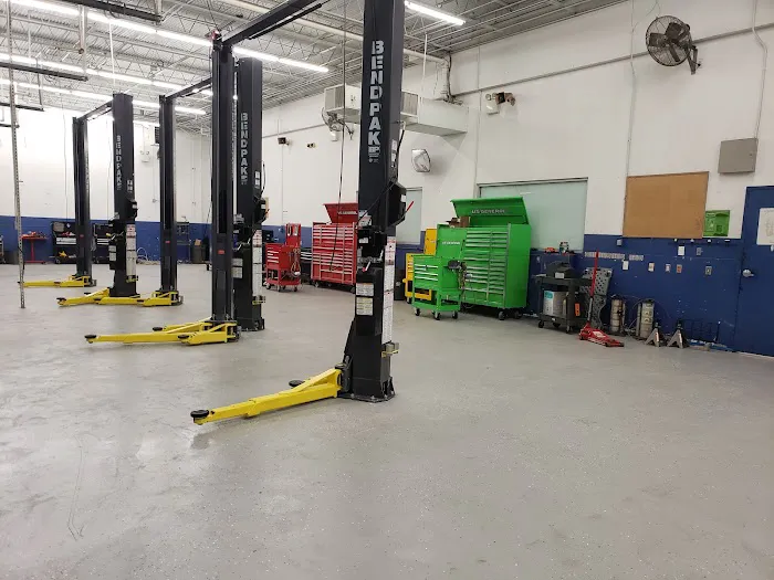 TONY'S AUTO REPAIR AND AC Picture 3