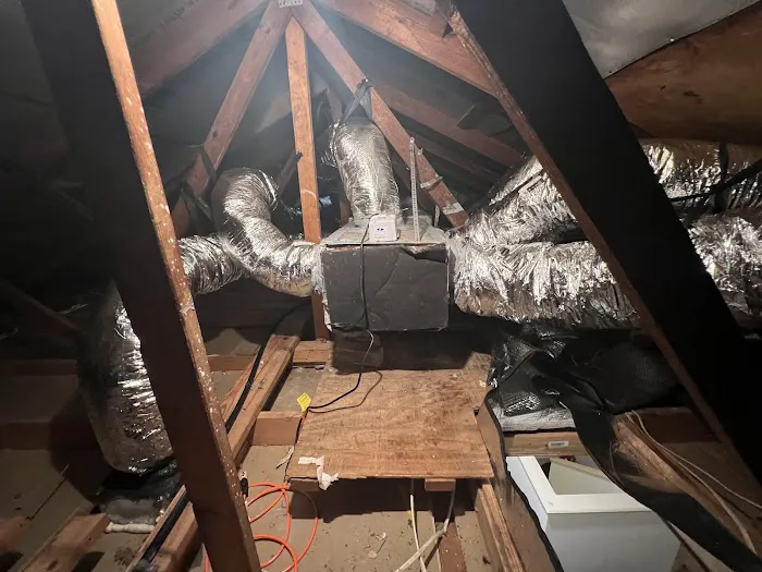 72 Degrees Air Conditioning & Heating Refrigeration Inc Picture 8