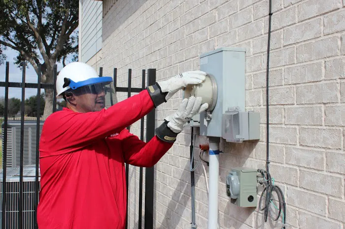 On Point Plumbing Electrical Heating & Air Picture 5