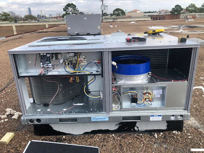 Gentle Air Picture 1