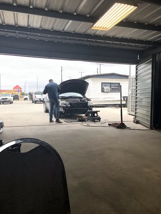 Paco's Auto A/C Repair Picture 1