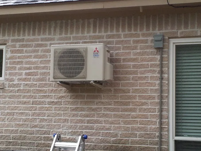 Cooling Technicians Picture 3