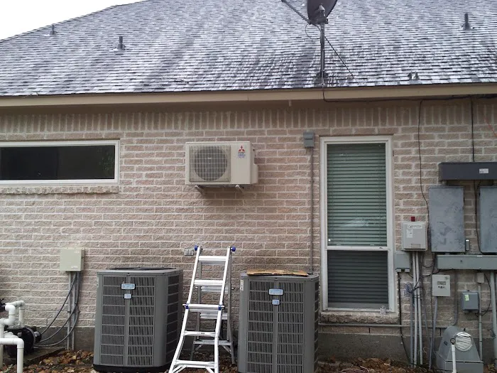 Cooling Technicians Picture 5