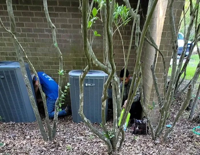 Houston's Future A/C & HEAT Picture 3