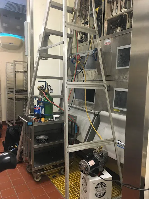 Segovians Company HVACR Services Picture 5