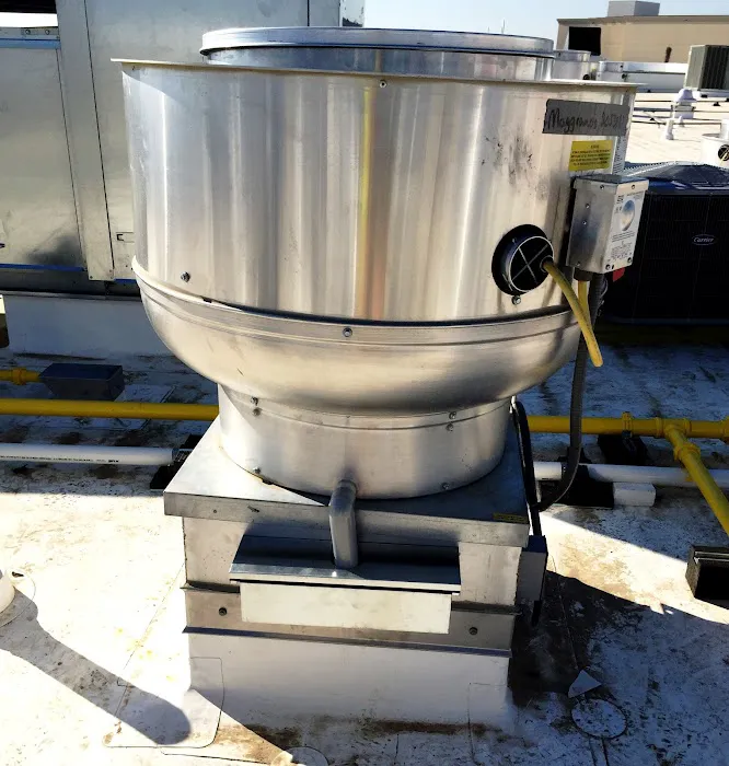 Segovians Company HVACR Services Picture 7