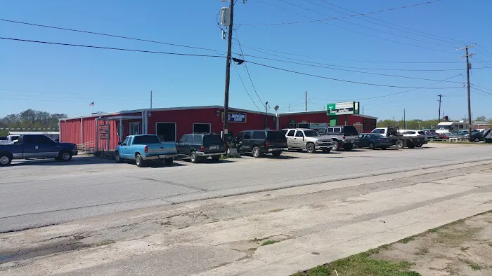 Larson's Auto Repair, LLC Picture 3