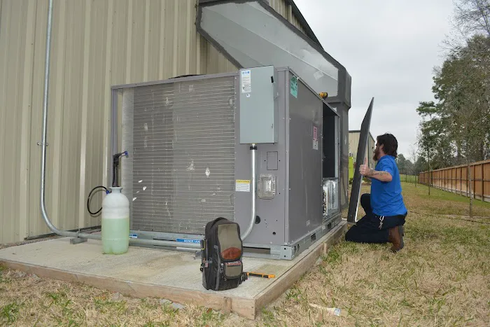 Bluebonnet Breeze LLC - Tomball AC & Heating Picture 1