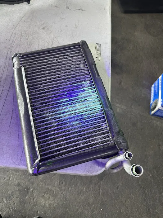 West Houston Auto A/C Repair Picture 2