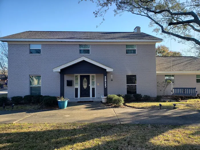 MAX A/C & SERVICES LIC#TACLA101580C Picture 3