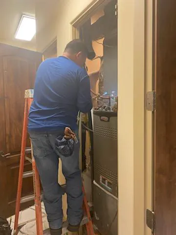 Air Texas Air Conditioning & Heating Picture 4