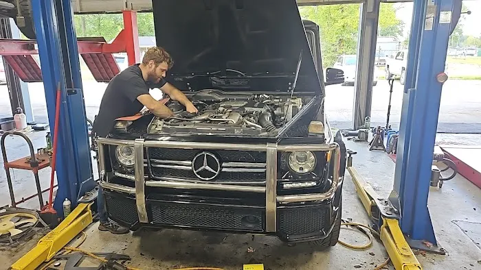 Akin Auto Care Picture 5