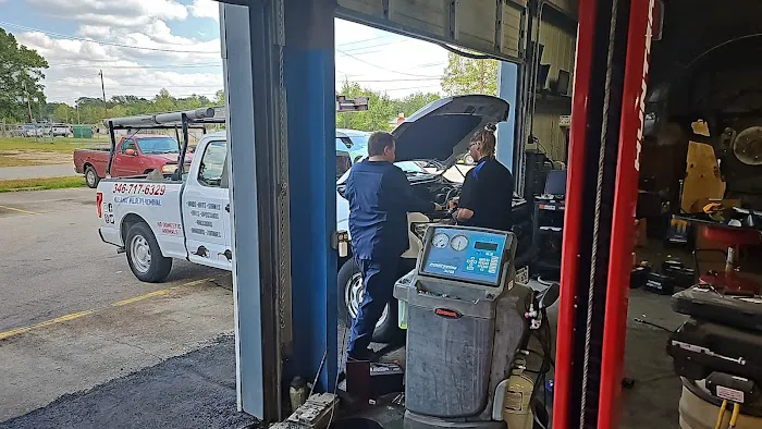 Akin Auto Care Picture 6