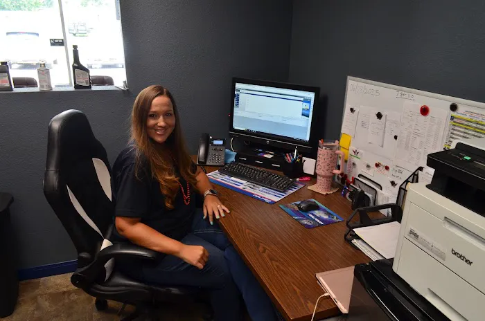 Akin Auto Care Picture 9