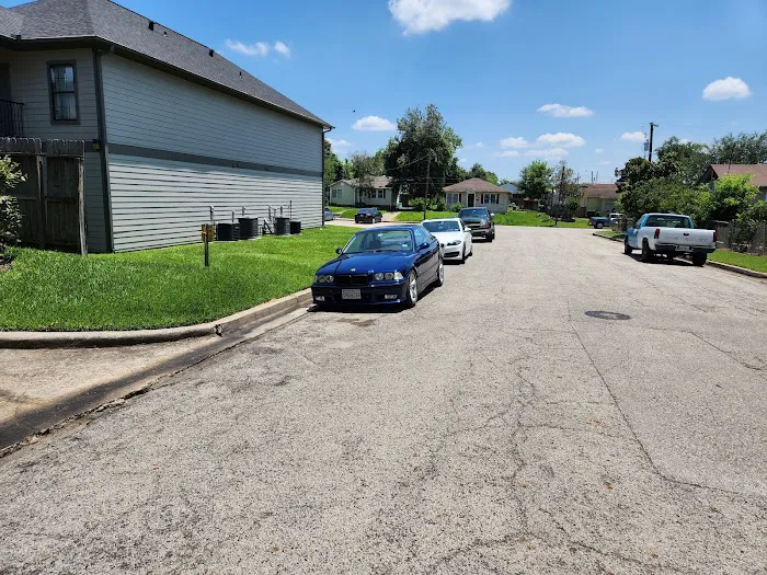 Codes Auto Repair& Air Conditioning Picture 5