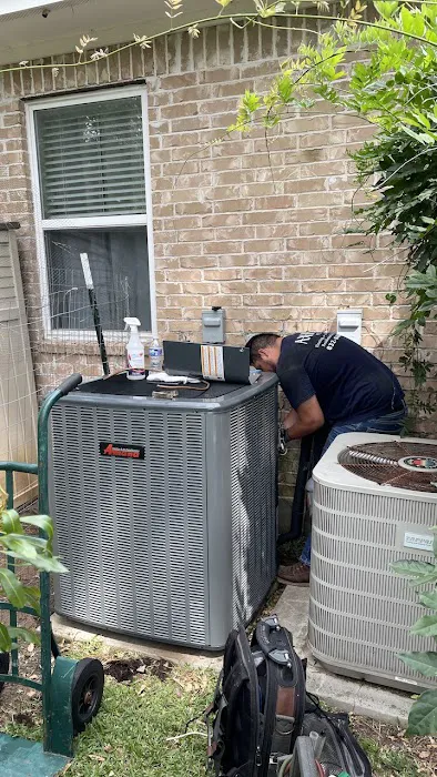 Axis Mechanical Picture 1