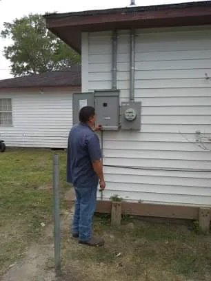 Bay City Electric & Air Conditioning Picture 8