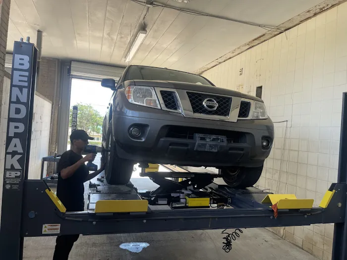 Kwik Auto Repair Picture 2