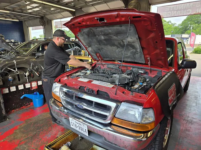 Grease Monkey Picture 2