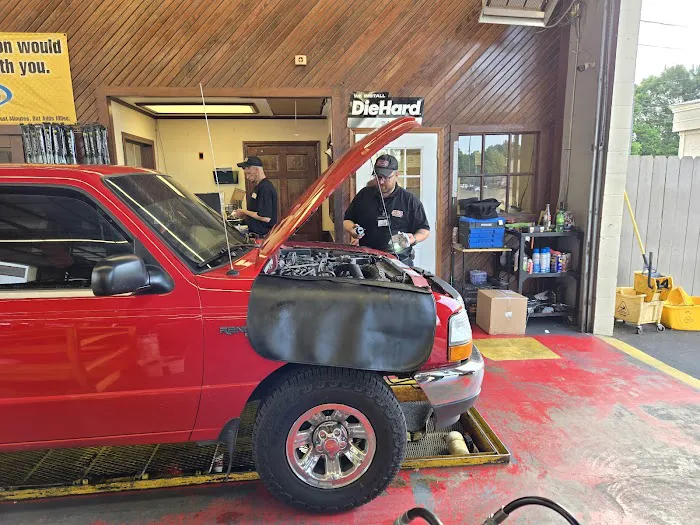 Grease Monkey Picture 6