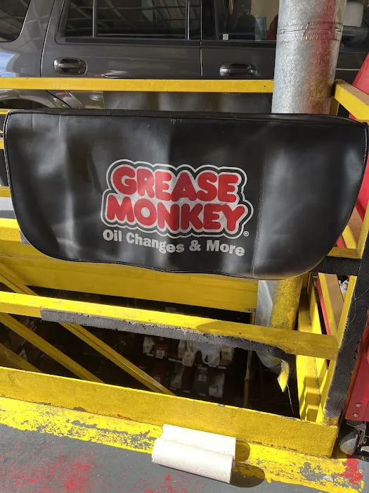 Grease Monkey Picture 4