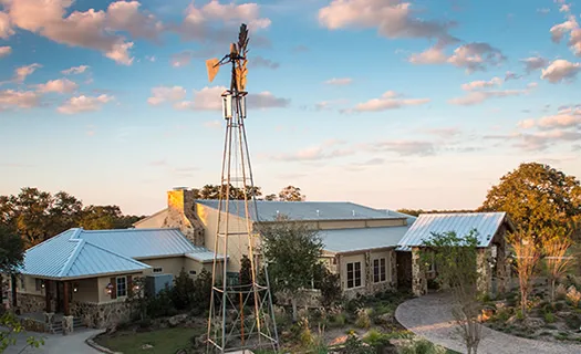 Leon's Electric & Plumbing Picture 1