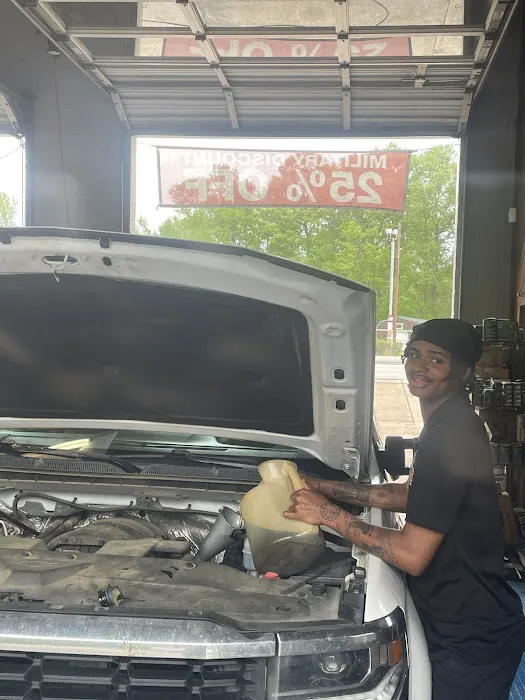 Grease Monkey Picture 6