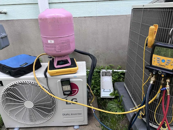 E+M Emergency Air Conditioning LLC Picture 1